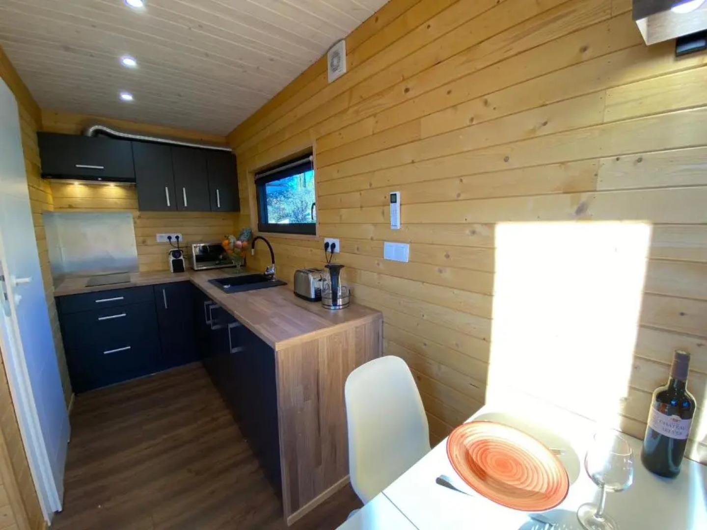 Les Lodges De lOliveraie De Virevent