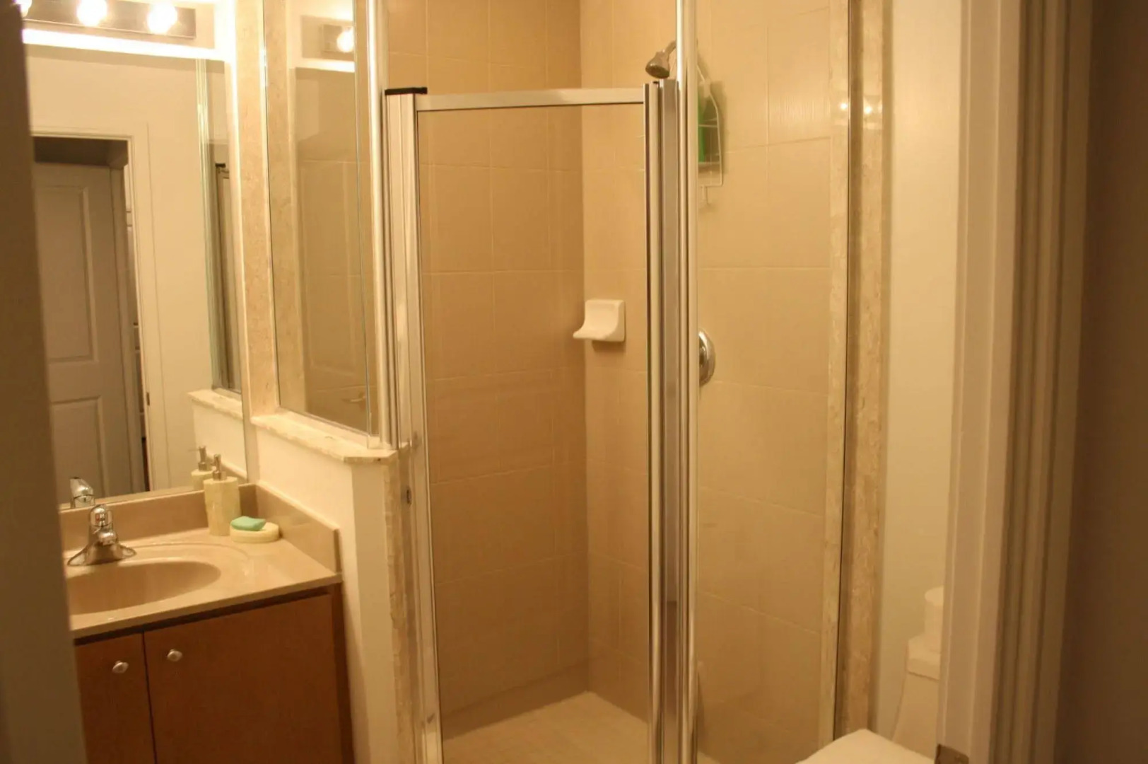 5025 Harvard Drive Suites by Mirage