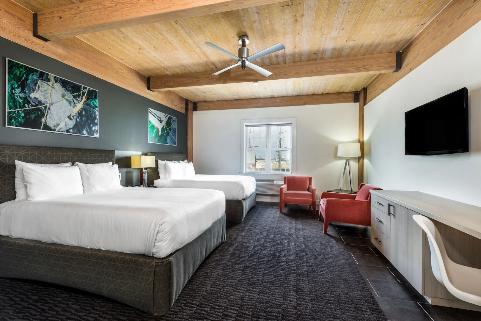 Отель Harbor House Hotel and Marina at Pier 21