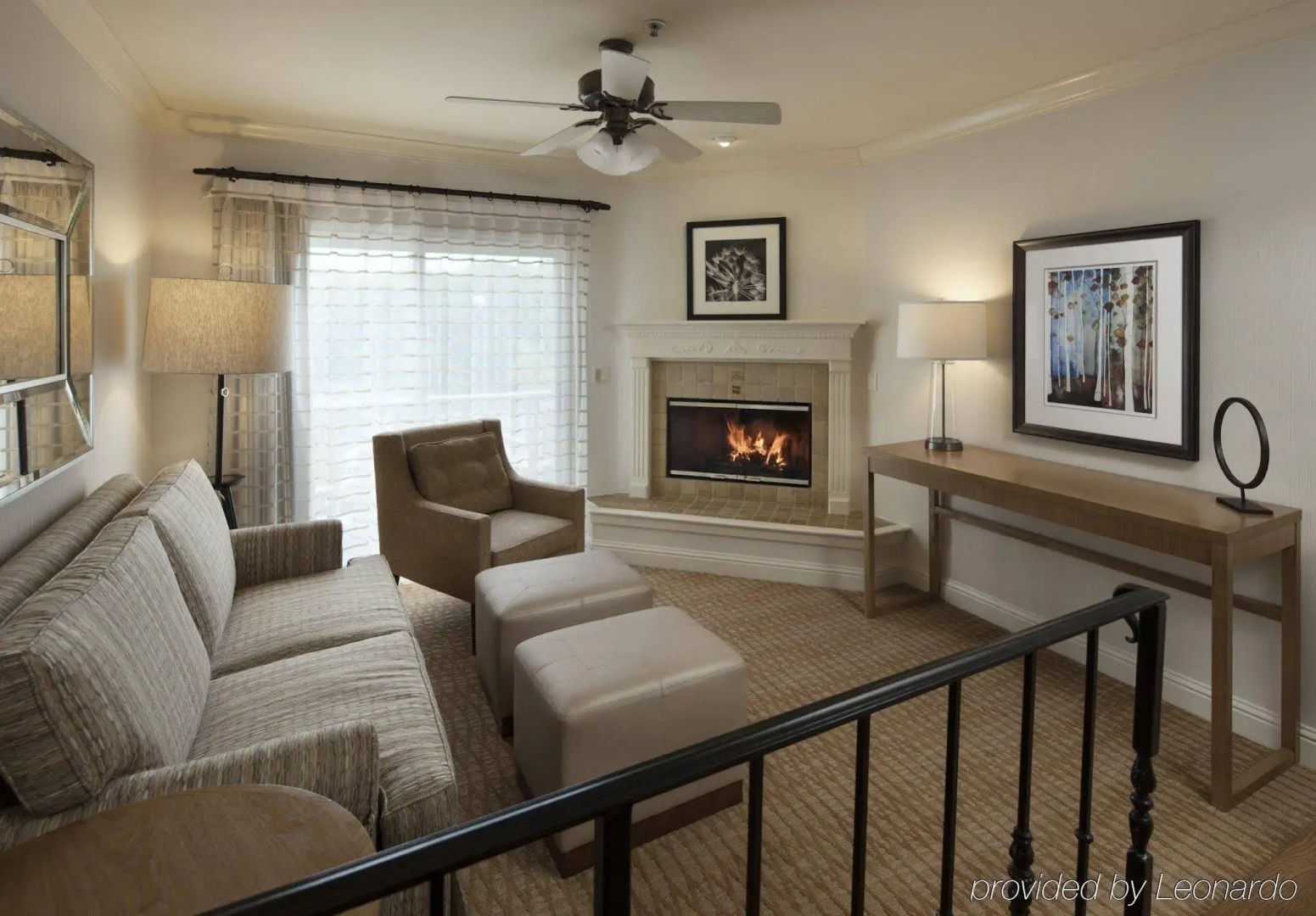 Pelican Inn & Suites