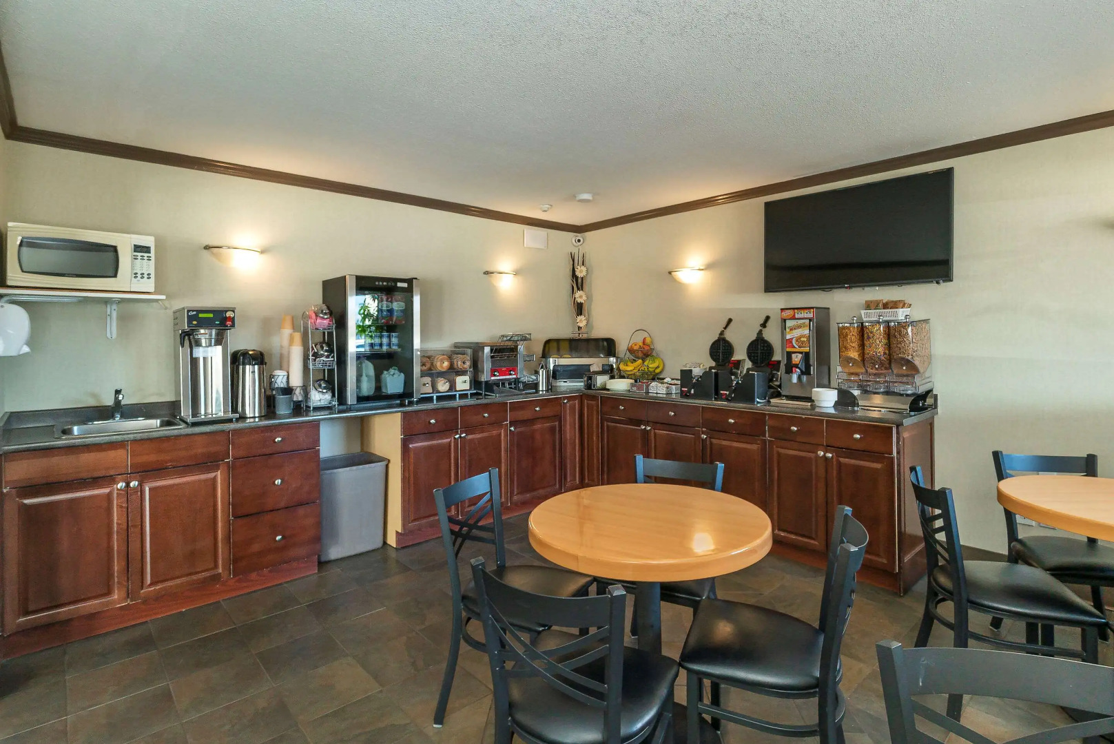 Quality Inn & Suites