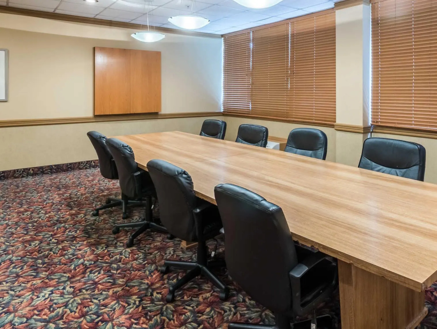 Comfort Inn & Suites Omaha Central