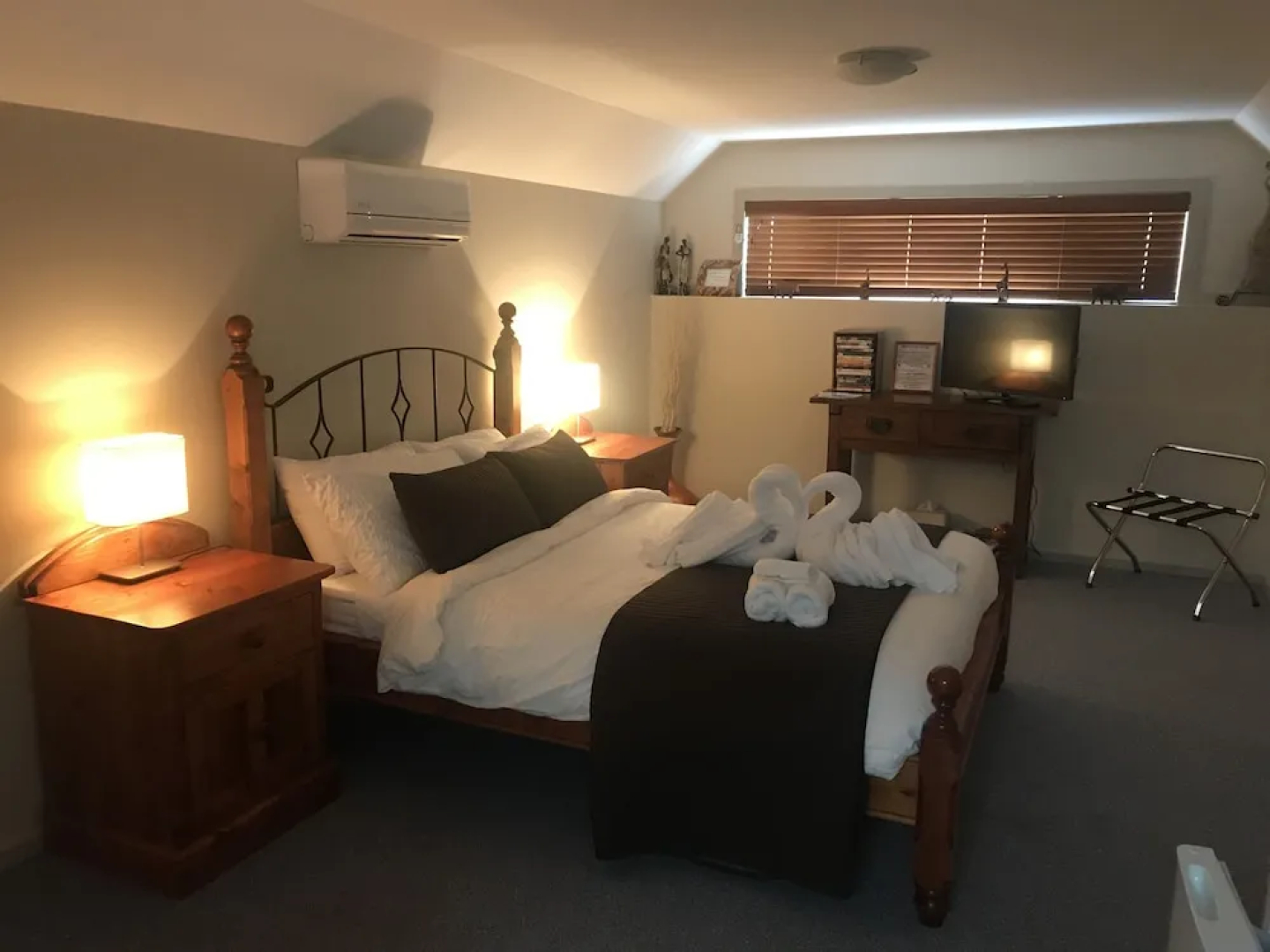 Atina Rocks Country Homestead