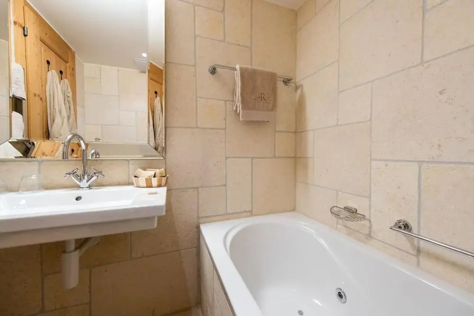 Résidence Chalet RoyAlp Apartments & Spa