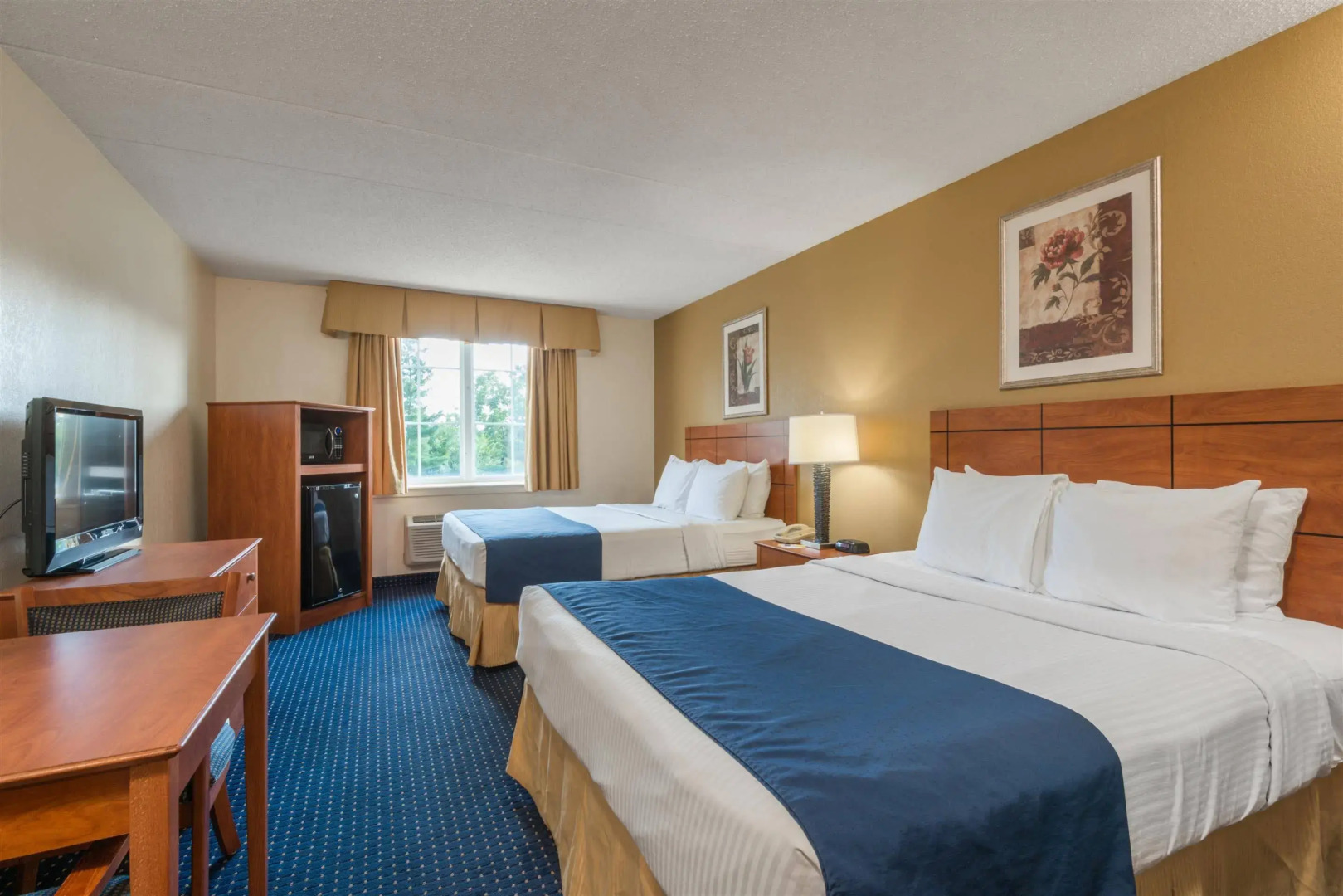 Comfort Inn & Suites Pottstown Eastern Gateway
