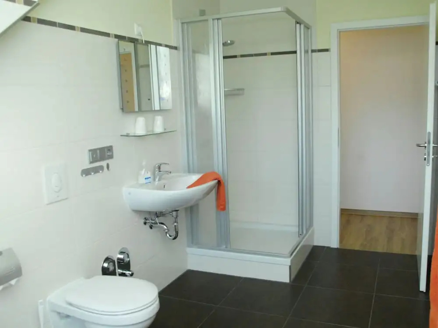 Attractive Apartment near Sea in Pepelow