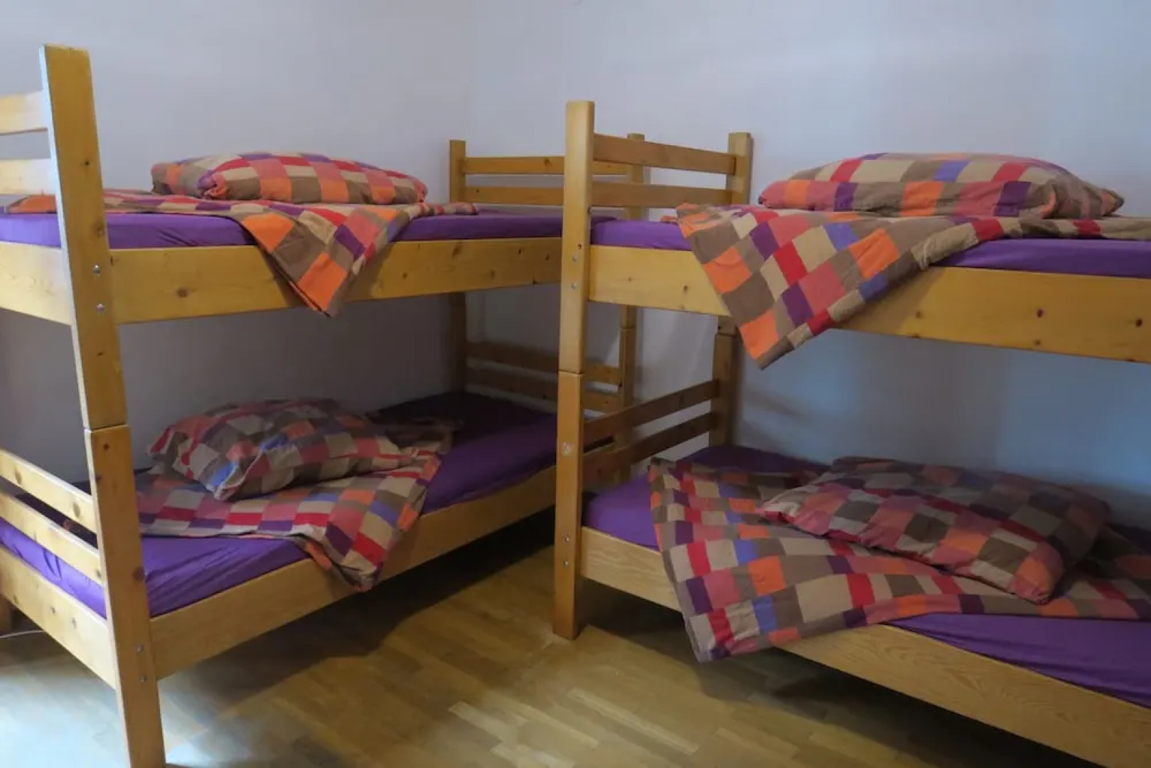 SnowBunnys BackPackers Hostel