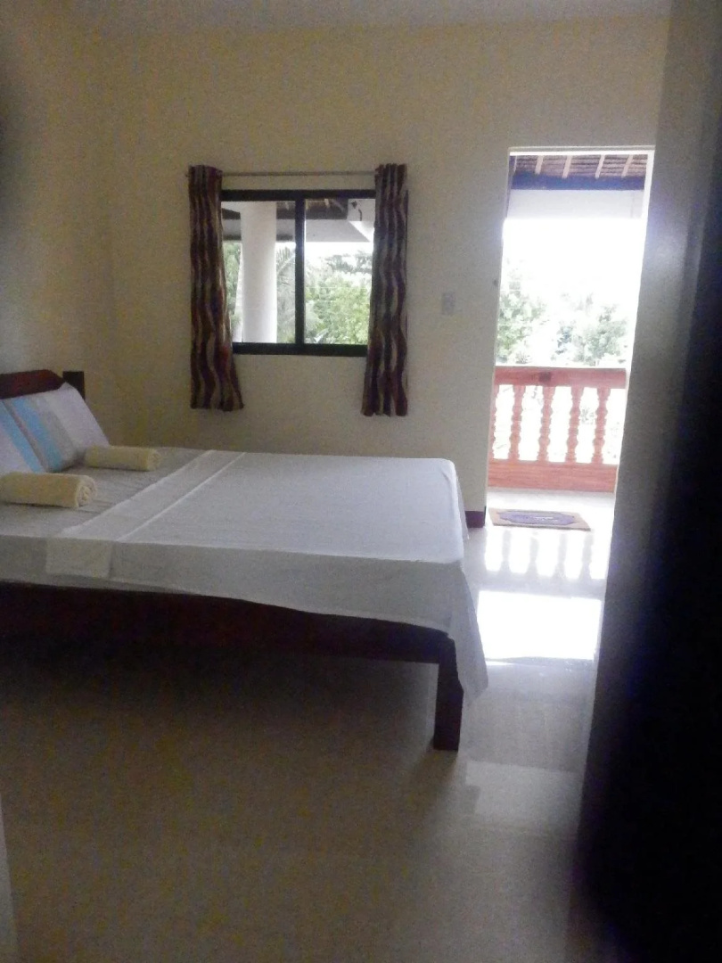 Sunshine Paradise Inn