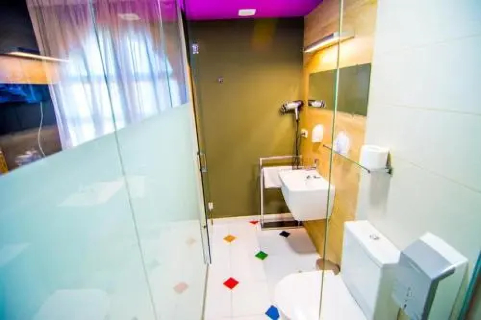 16:9 Los Molinos Suites