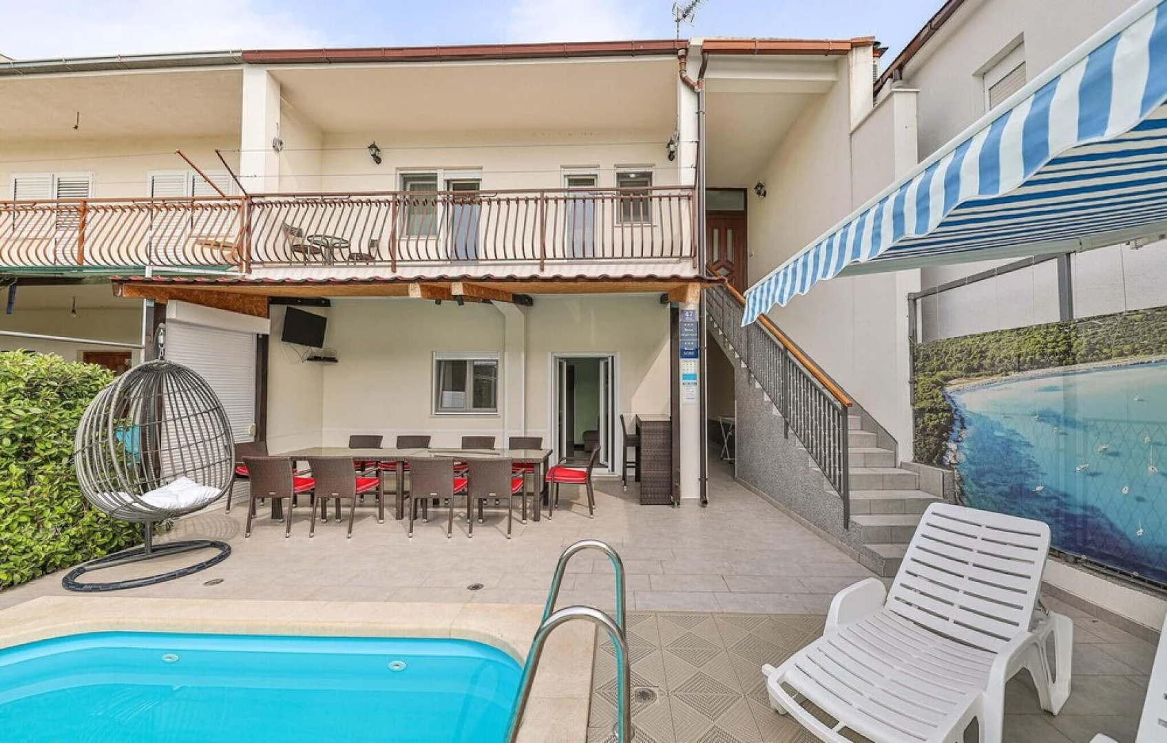 Stunning Home in Poljica With Wifi and 4 Bedrooms