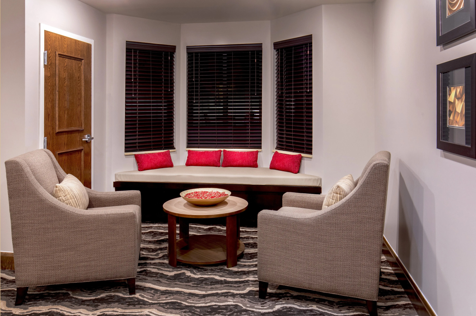 Staybridge Suite Charlottesville Airport