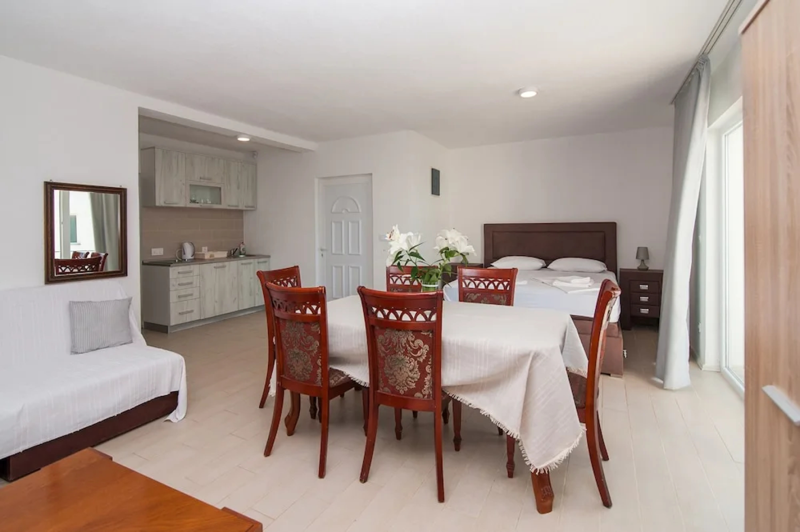 Open Sea Luxury Apartments