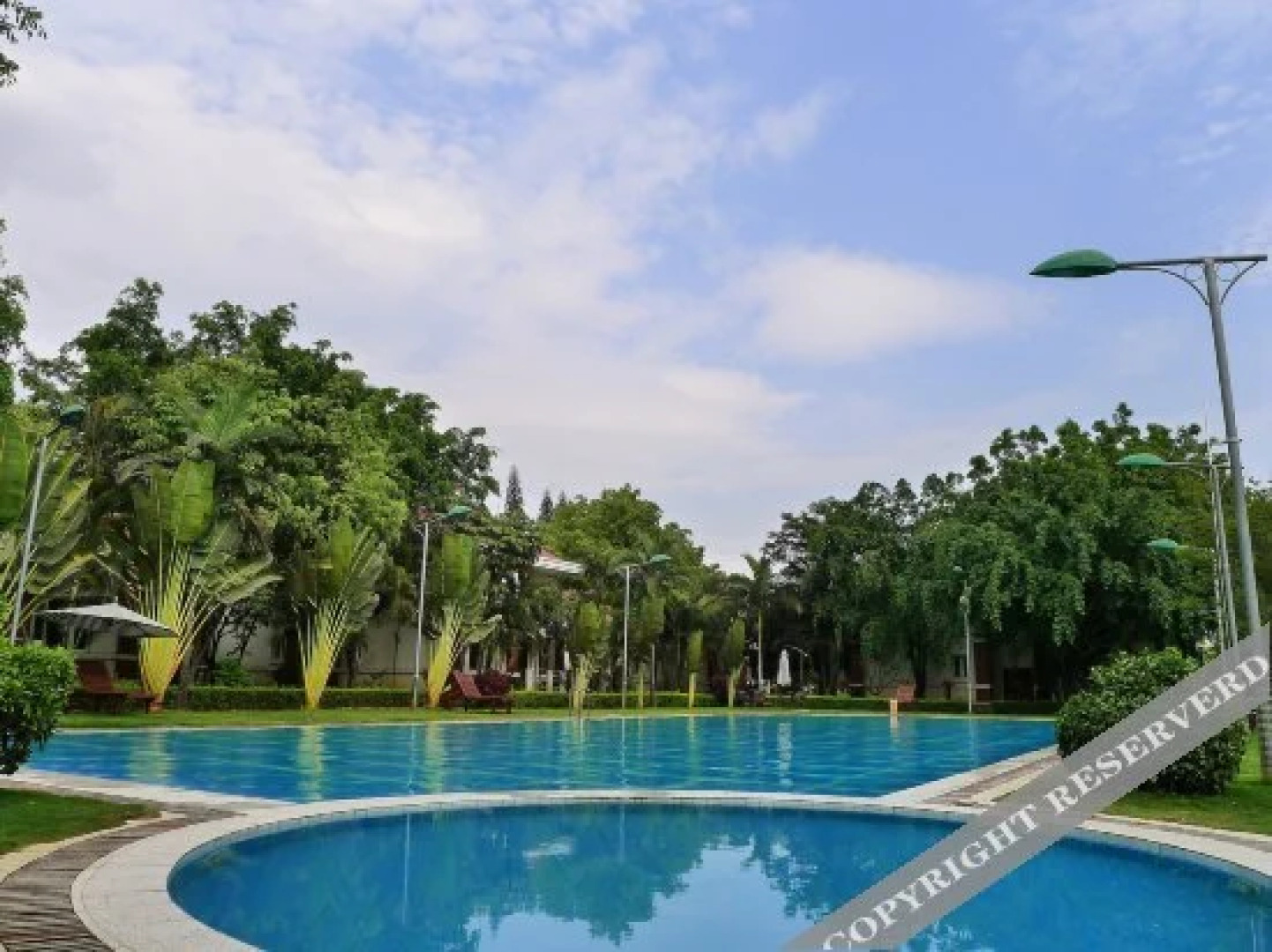 Yurui Hot Spring Garden Hotel