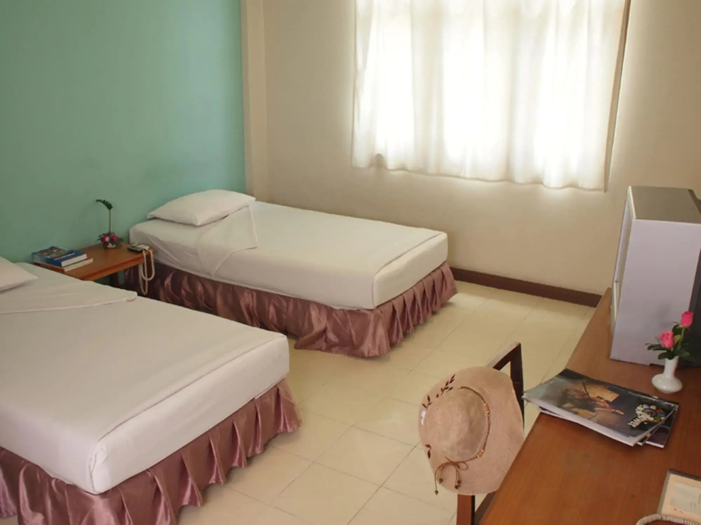 Sun Hotel