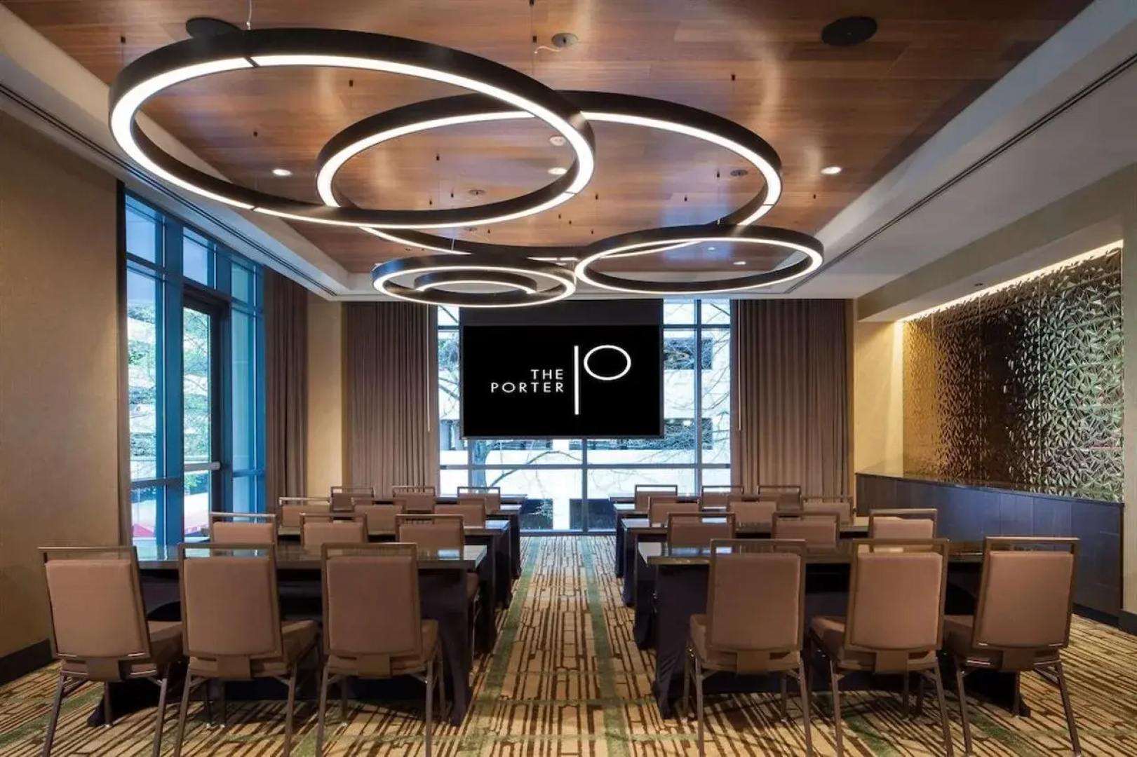 The Porter Portland, Curio Collection by Hilton