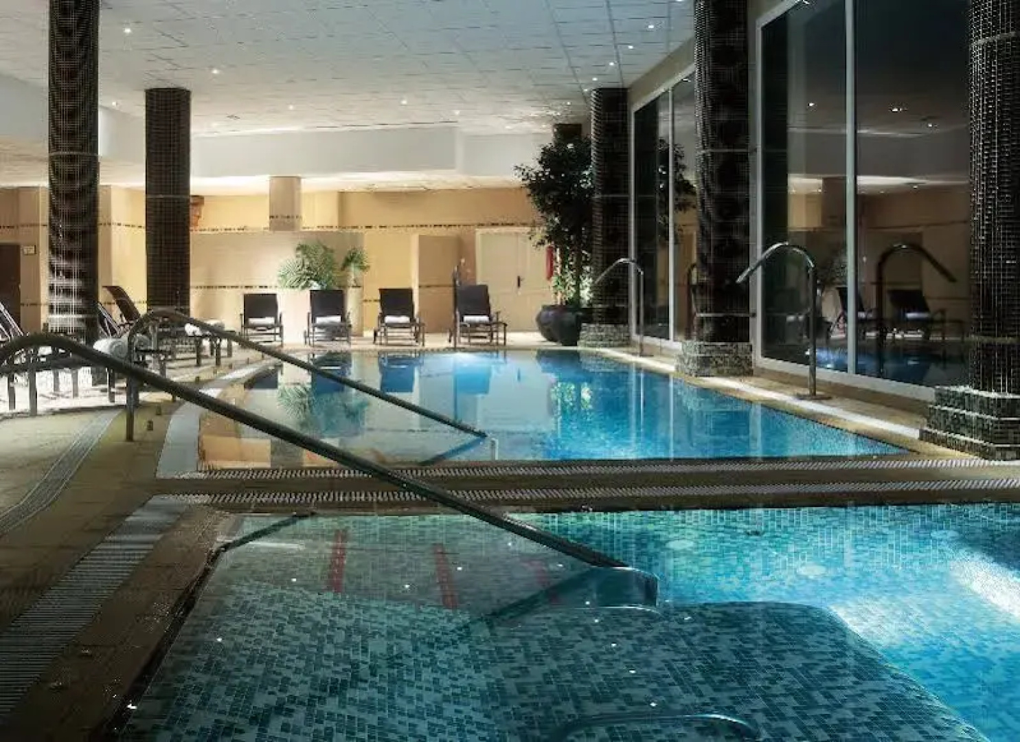 Las Lomas Village – Luxury Apartments