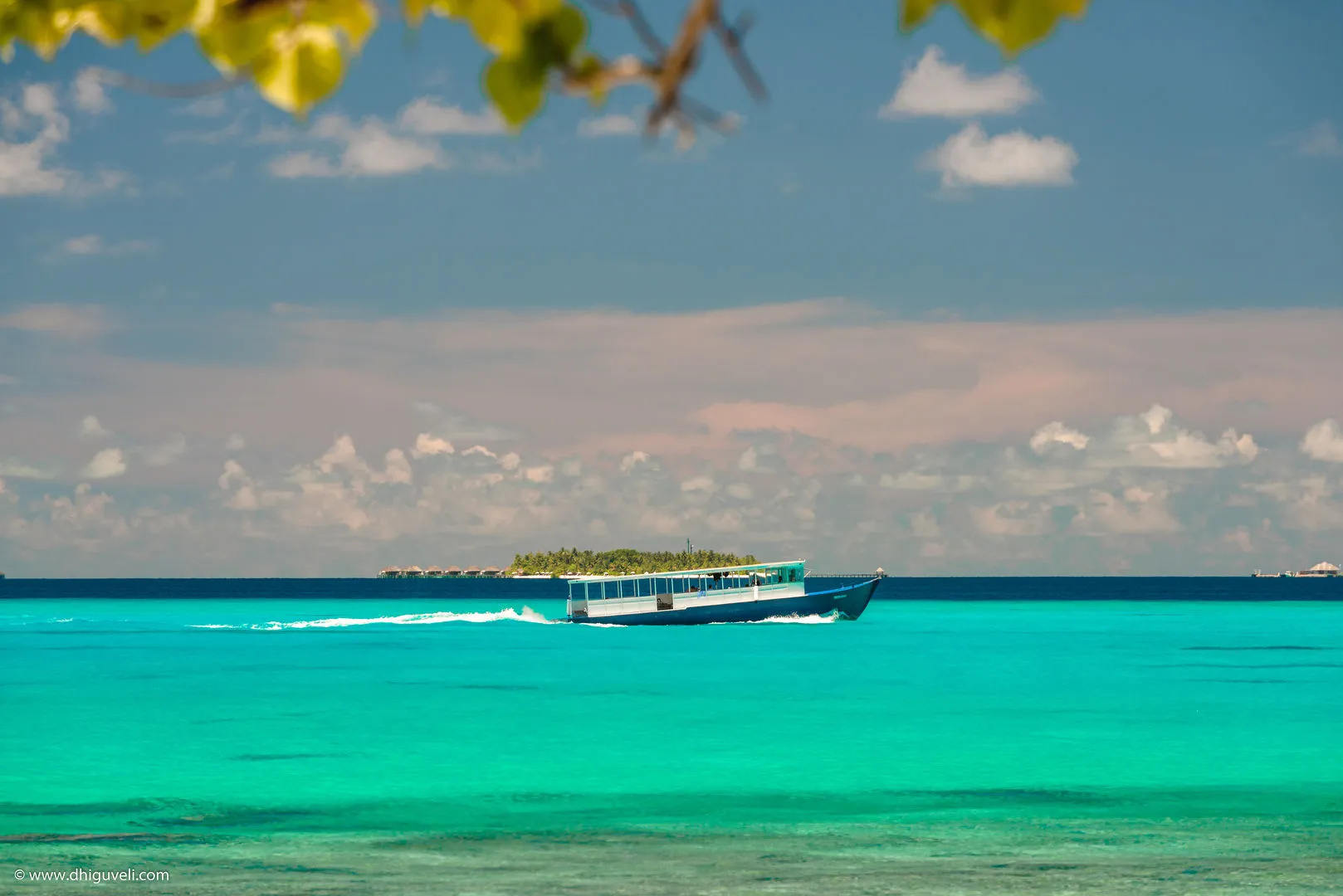 Отель Dhiguveli Maldives