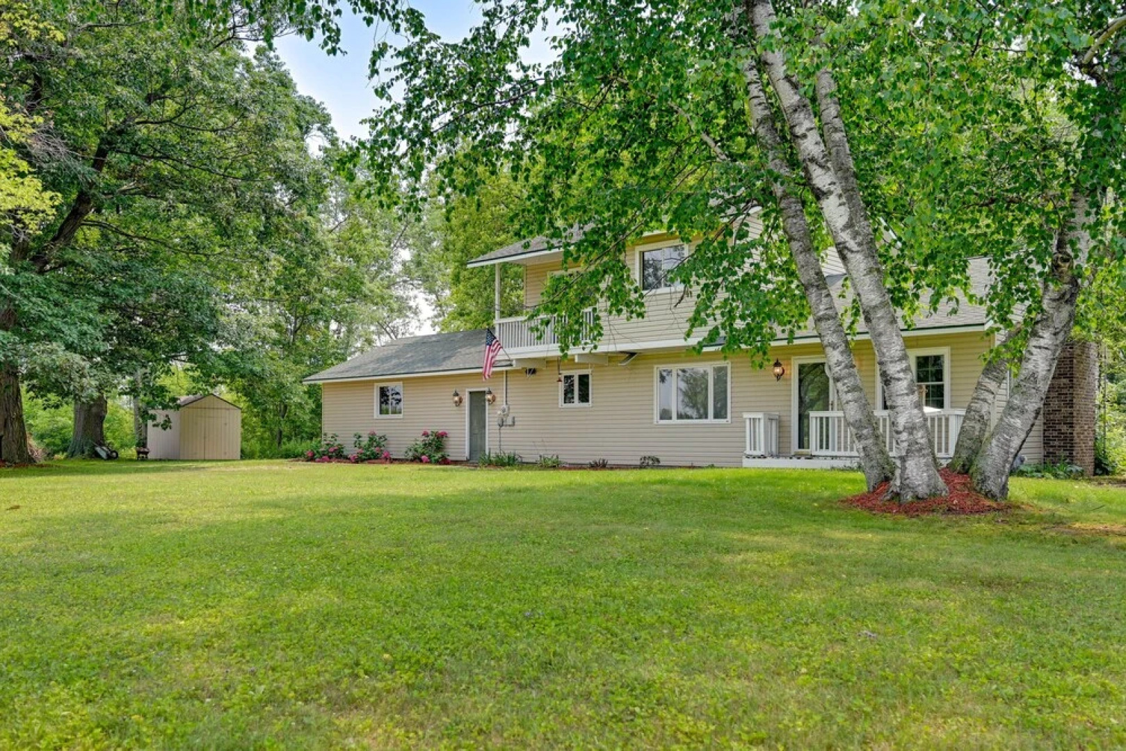 Stunning Au Gres Retreat w/ Grill < 1 Mi to Marina