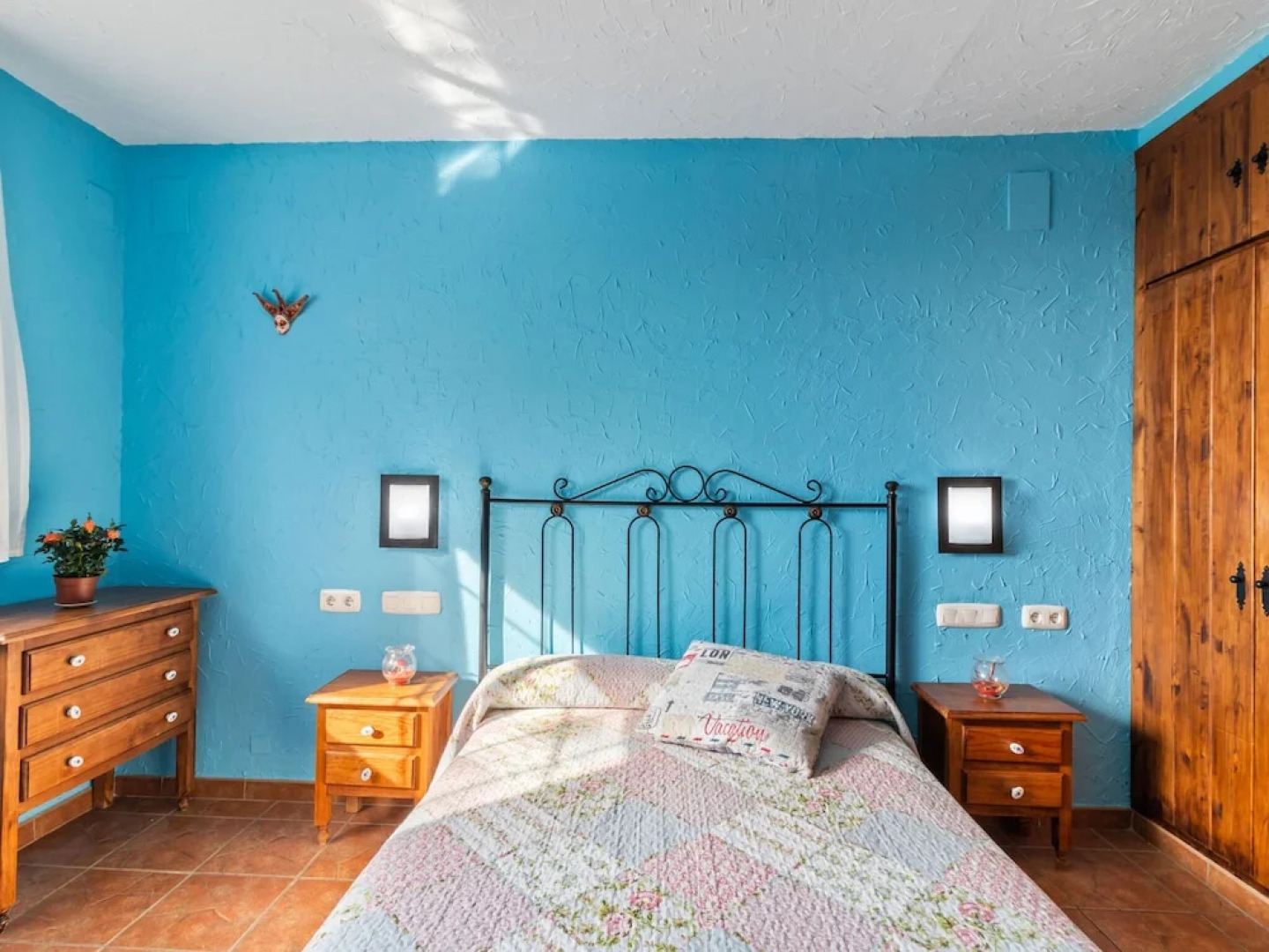 Rustic Holiday Home in La Cala del Moral With Swimming Pool