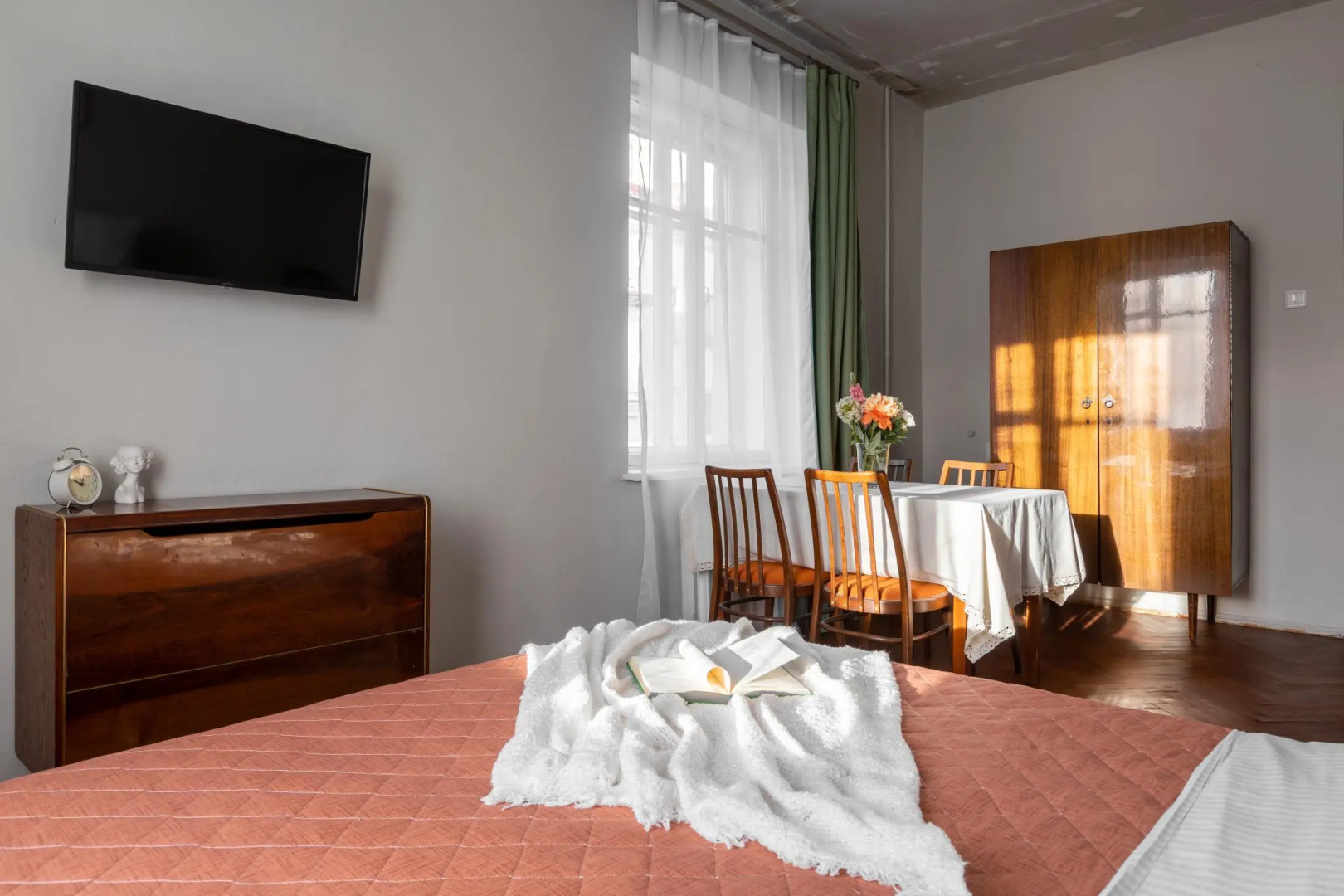 Апартаменты 1896 на Канале Грибоедова