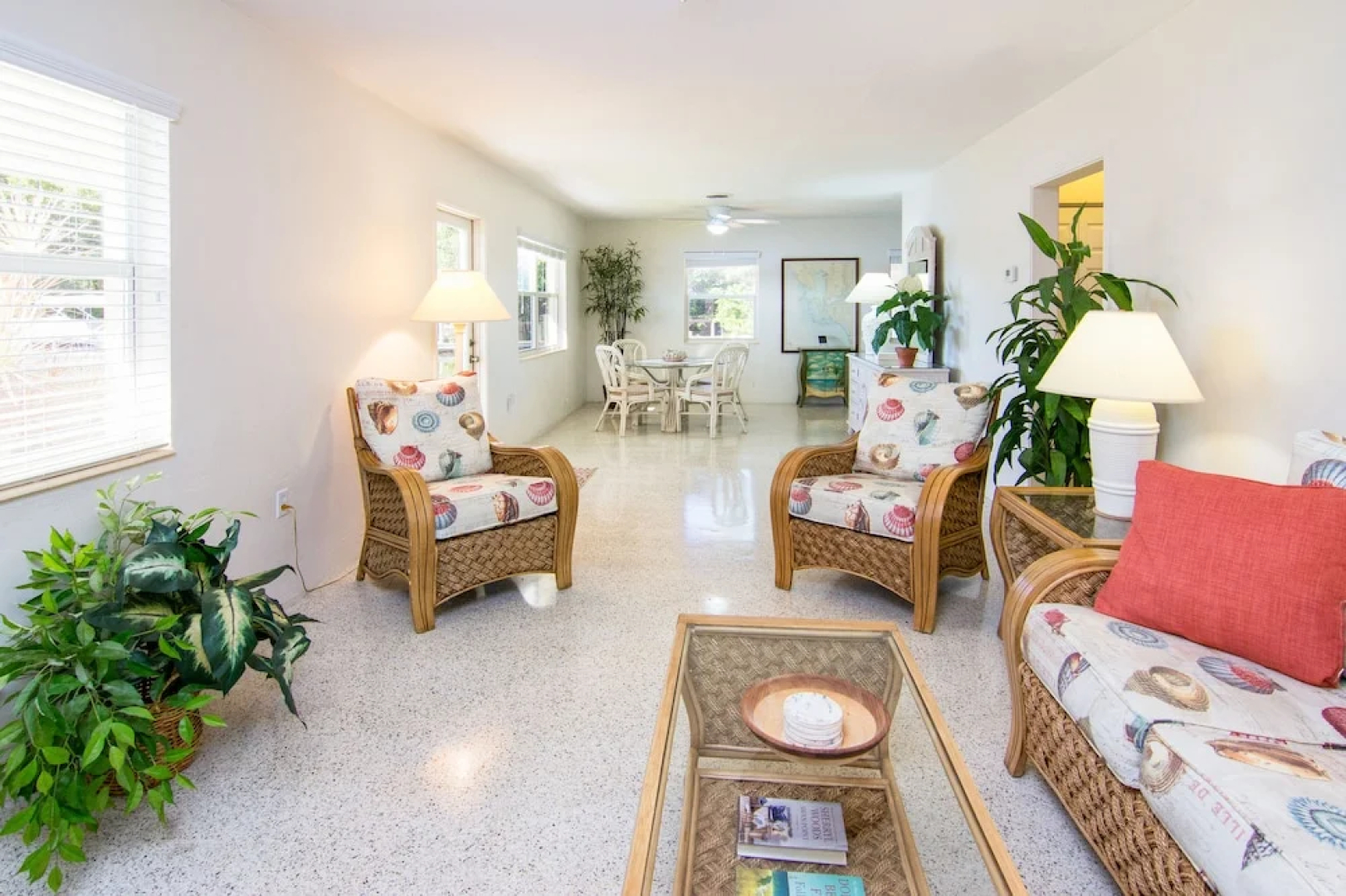 711 Albee Road West House - 2 Br home by RedAwning