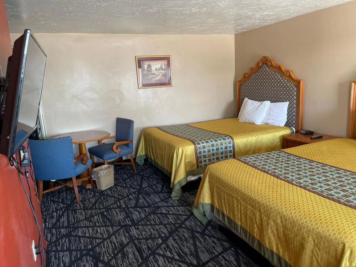 Riverton Inn & Suites