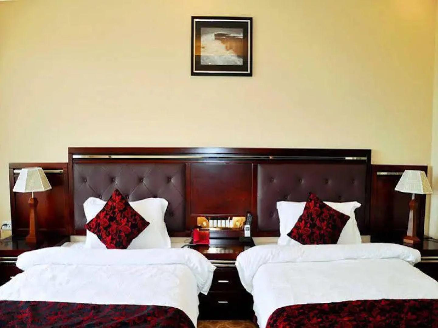 Long Hai Hotel