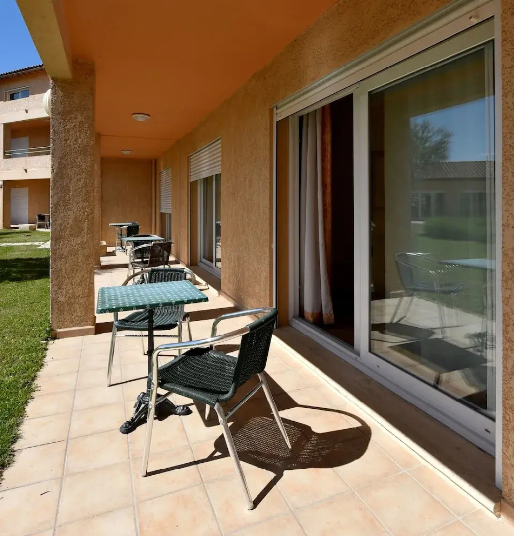 Hotel Pernes Les Fountaines