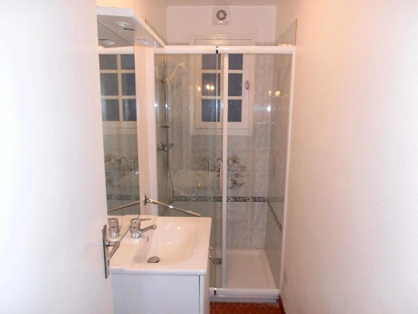 House With 4 Bedrooms in Damgan, With Enclosed Garden - 200 m From the