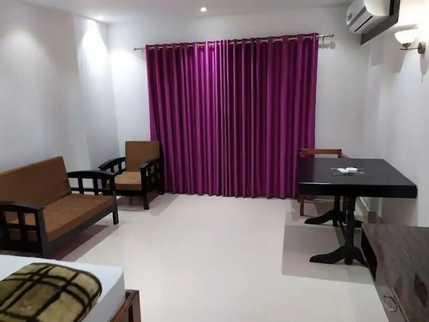 Hotel Living Hub