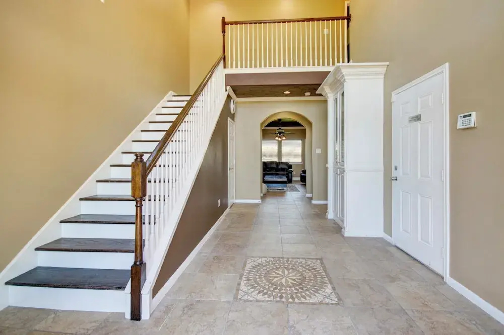 8 Mi to Kemah Boardwalk: Texas Gulf Home w/ Patio