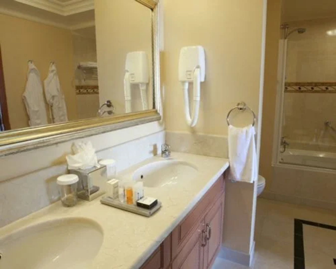 Golden Sands *Rental*, Golden Bay L/O Mellieha, Malta