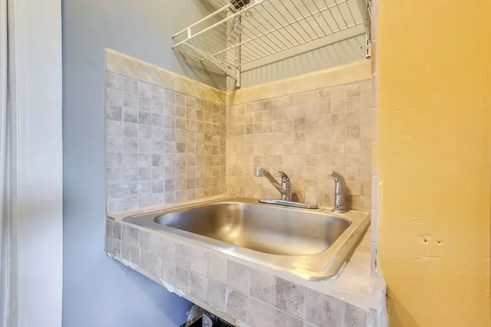 8 Mi to Beach: Pet-friendly Fort Lauderdale Studio