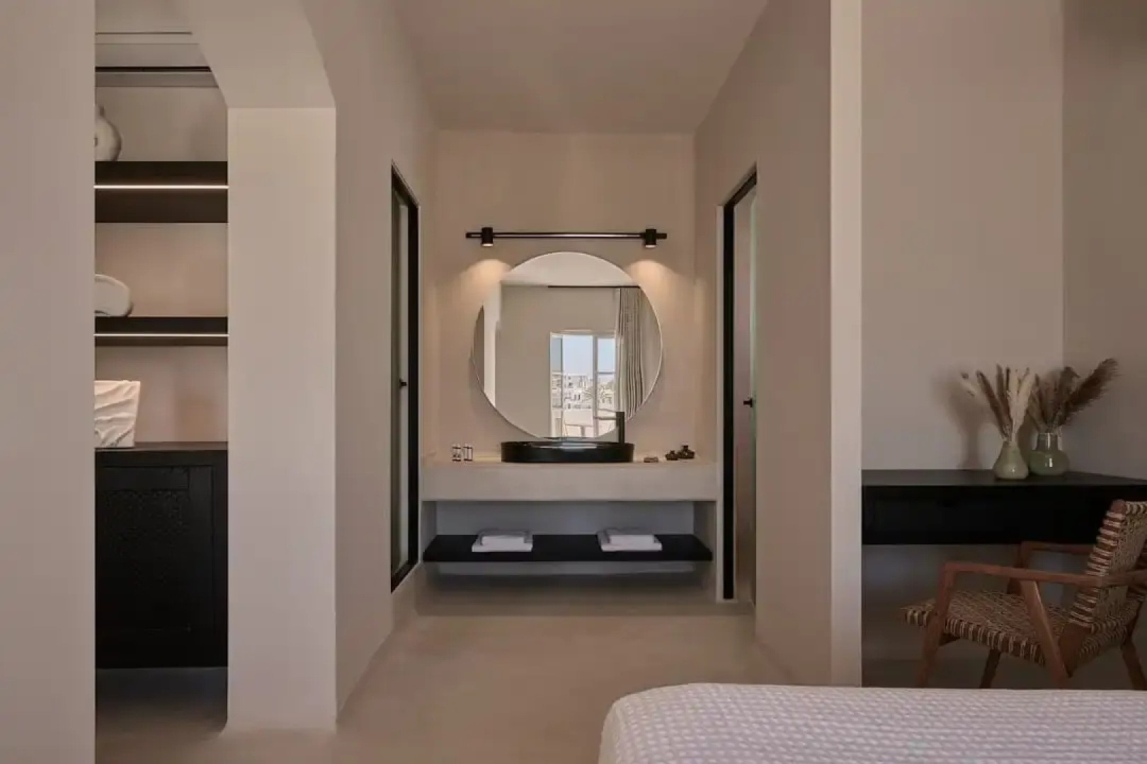 Utopia Hotel