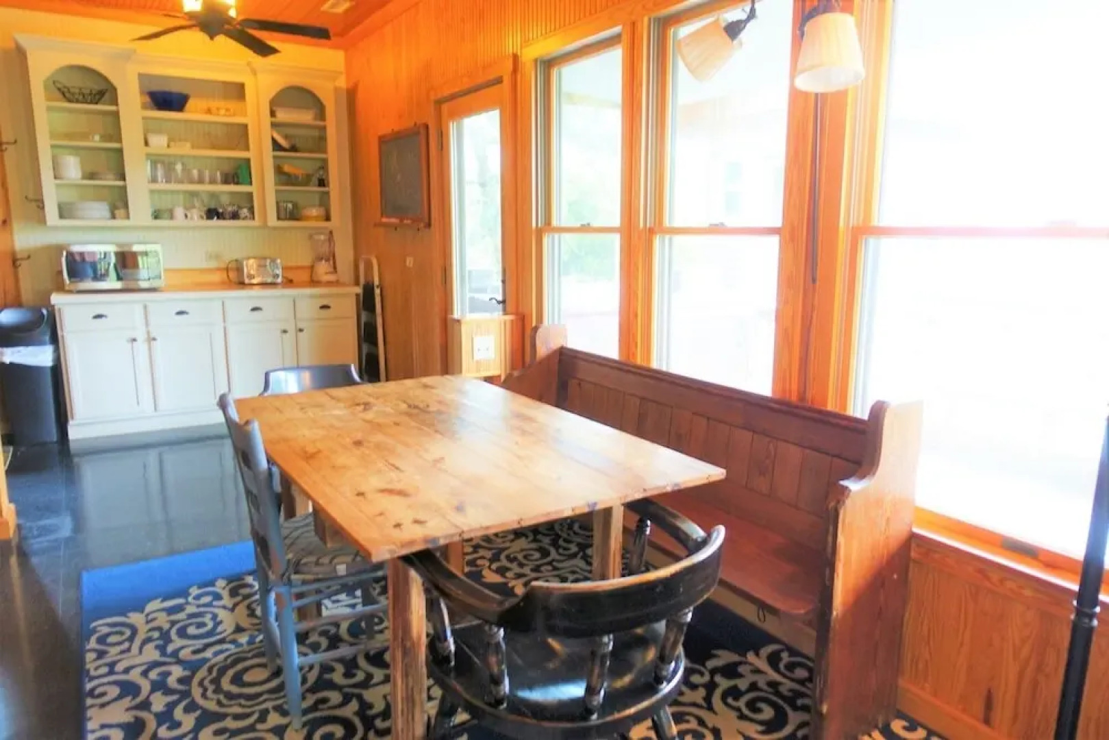 Lighthouse Cottage at Ocracoke 3 Bedrooms 2 Bathrooms Home