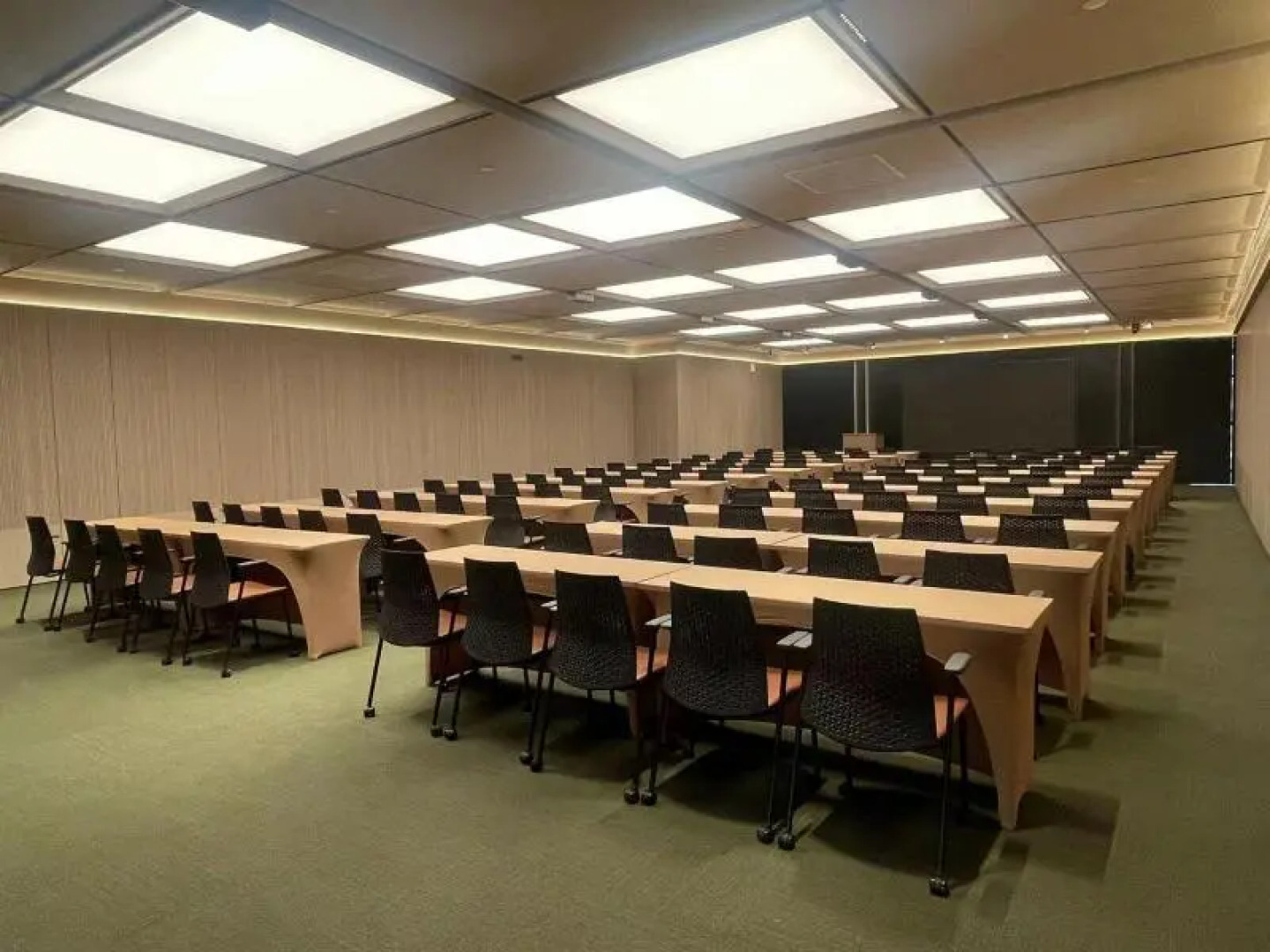 IntercityHotel Shenzhen Futian Huanggang