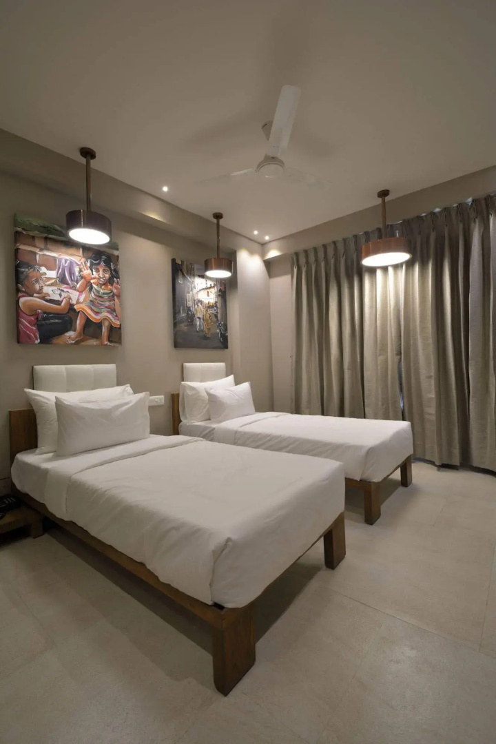 Urbane The Hotel