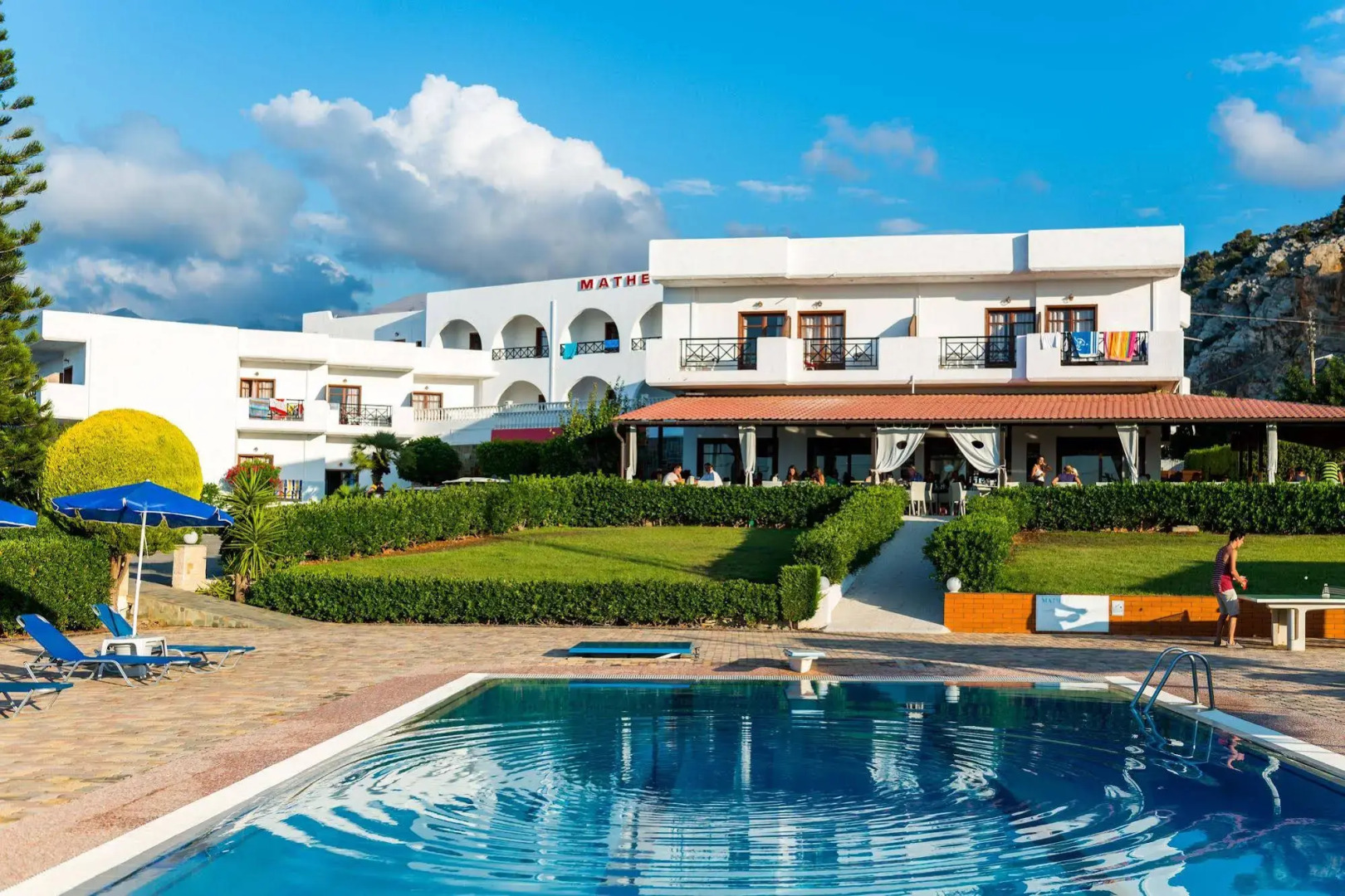 Hotel Matheo Villas & Suites