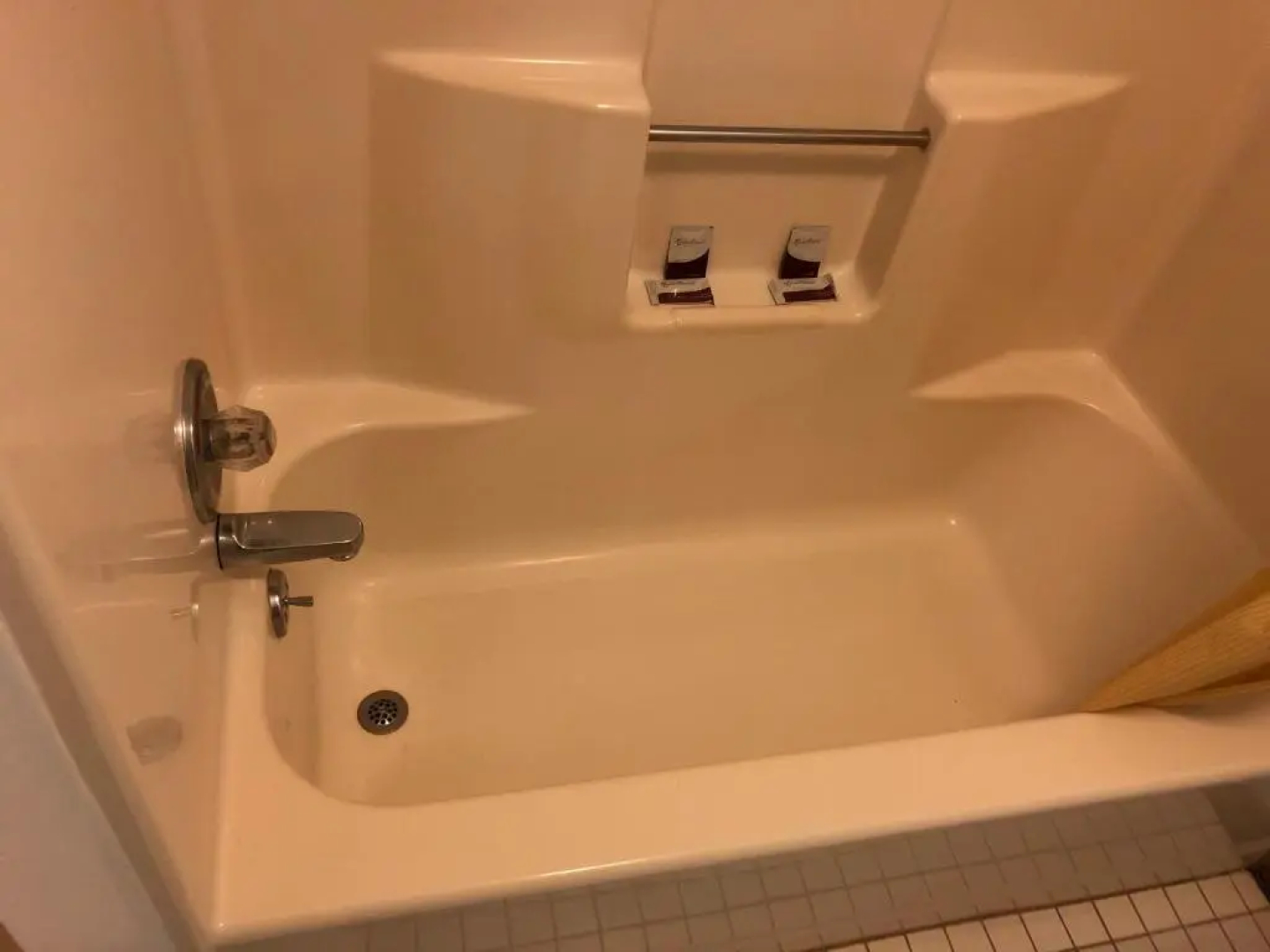 Denison Inn & Suites