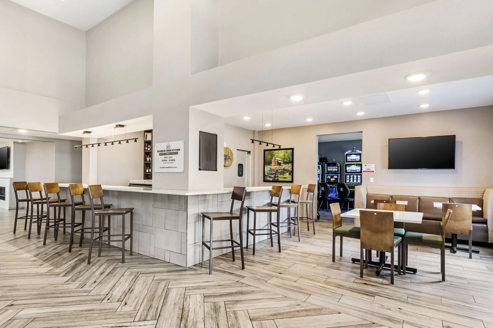 Best Western Plus Bourbonnais Hotel & Suites