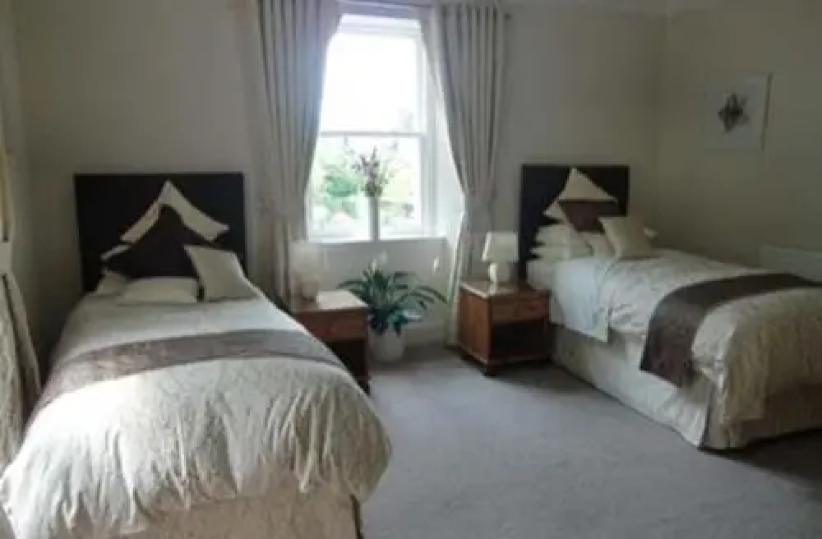 Mount Ceres Guest House