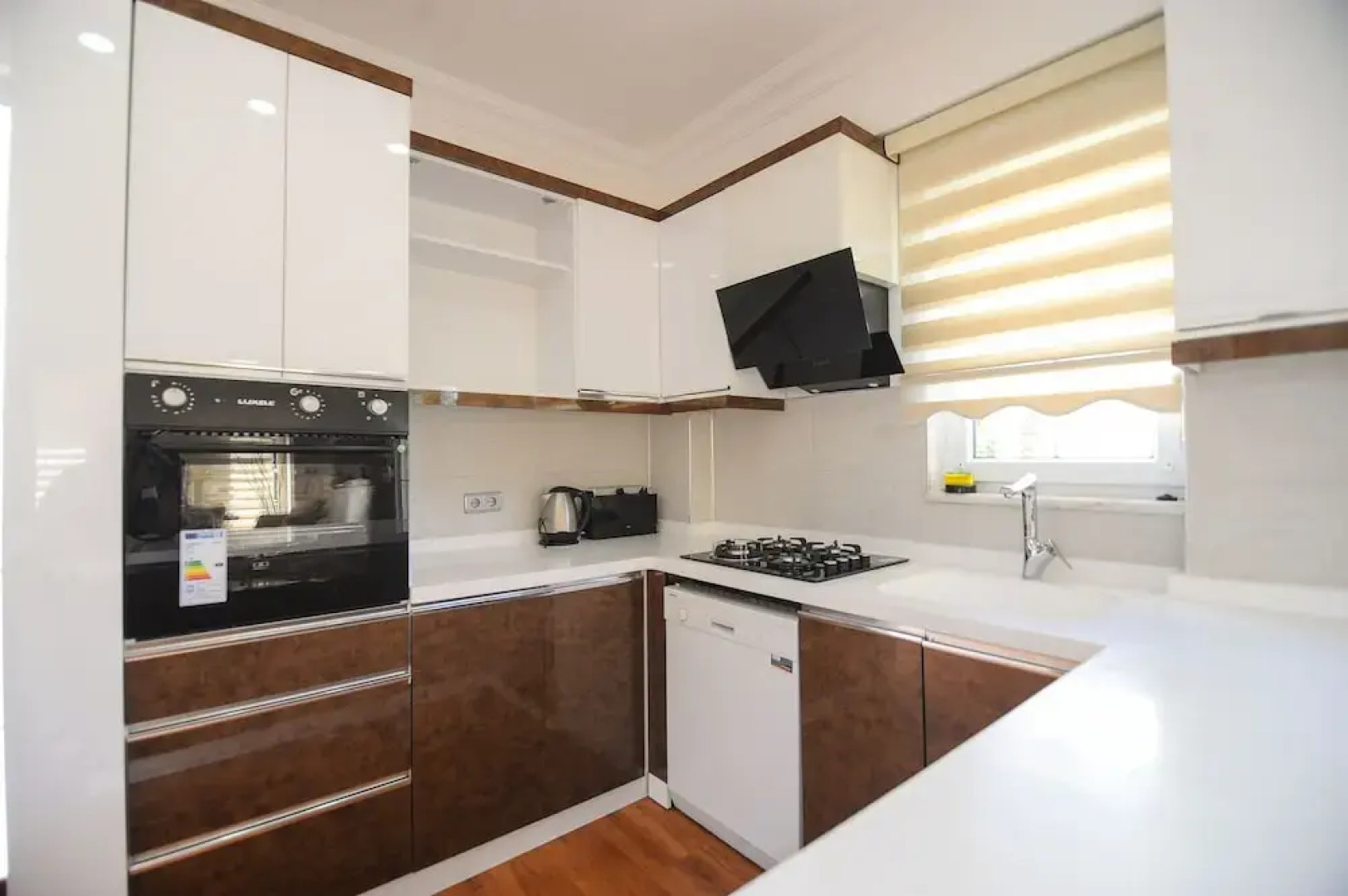 King Penelope Villas