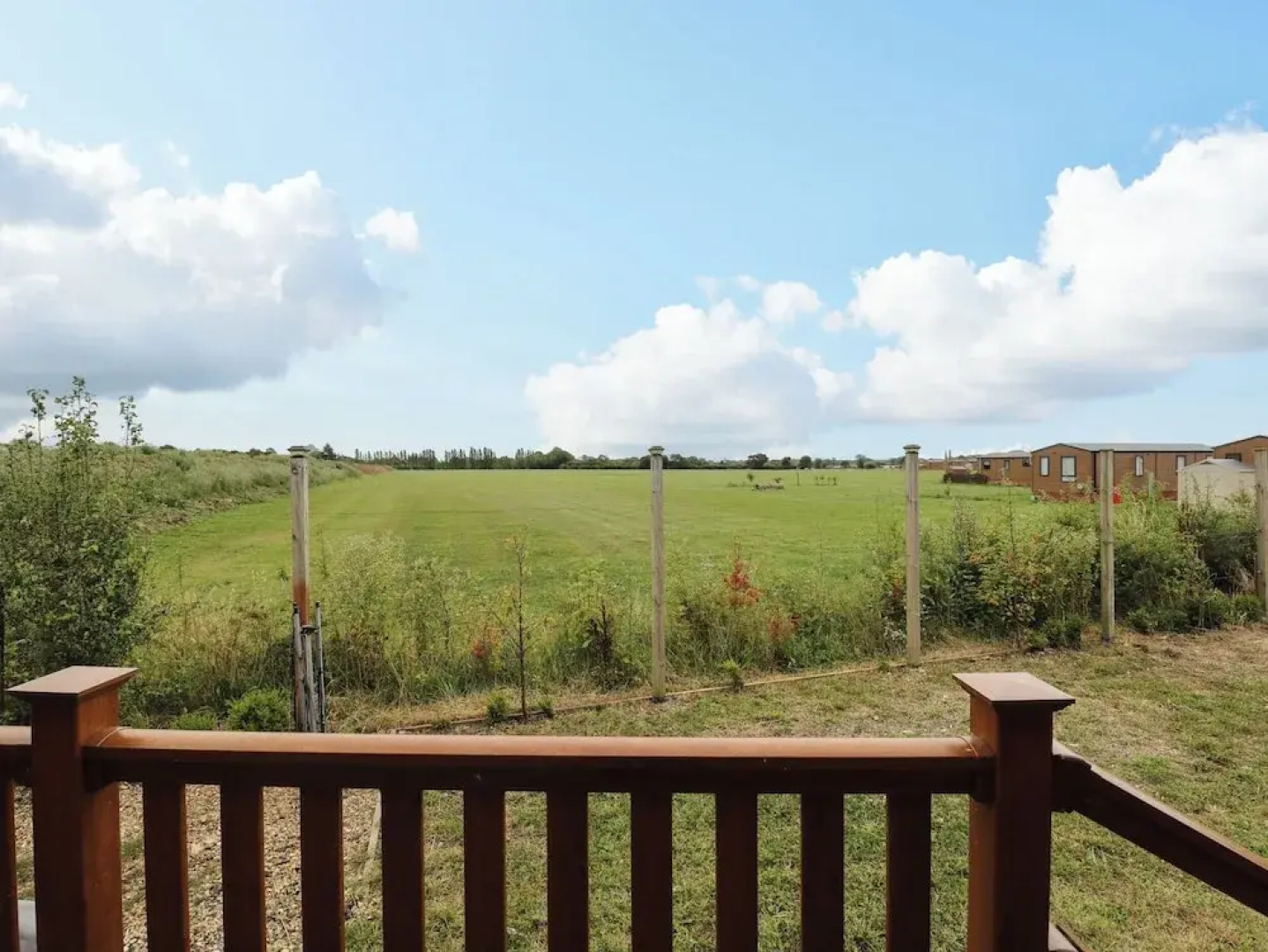 Lodge 26, Fishing Lakes