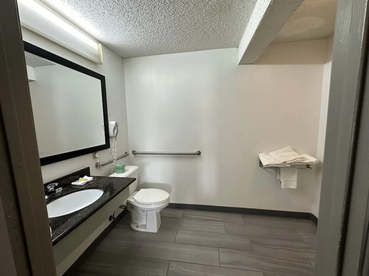 Days Inn - Priceville