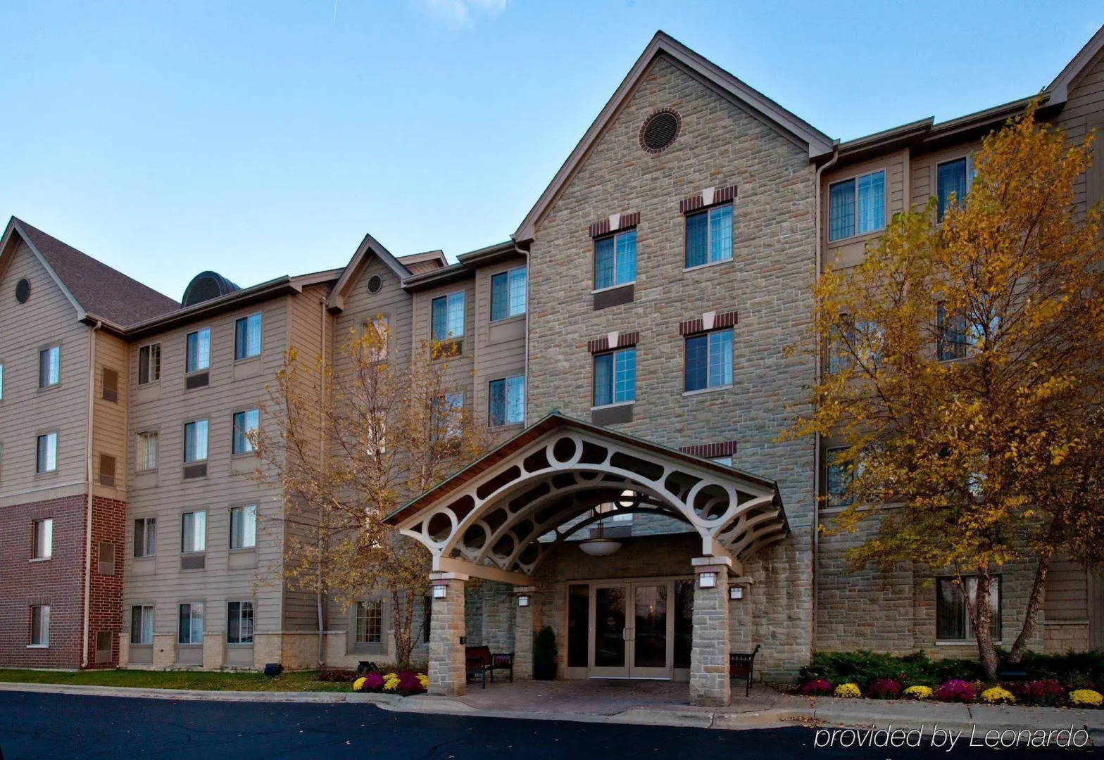 Staybridge Suites Chicago-Oakbrook Terrace by IHG