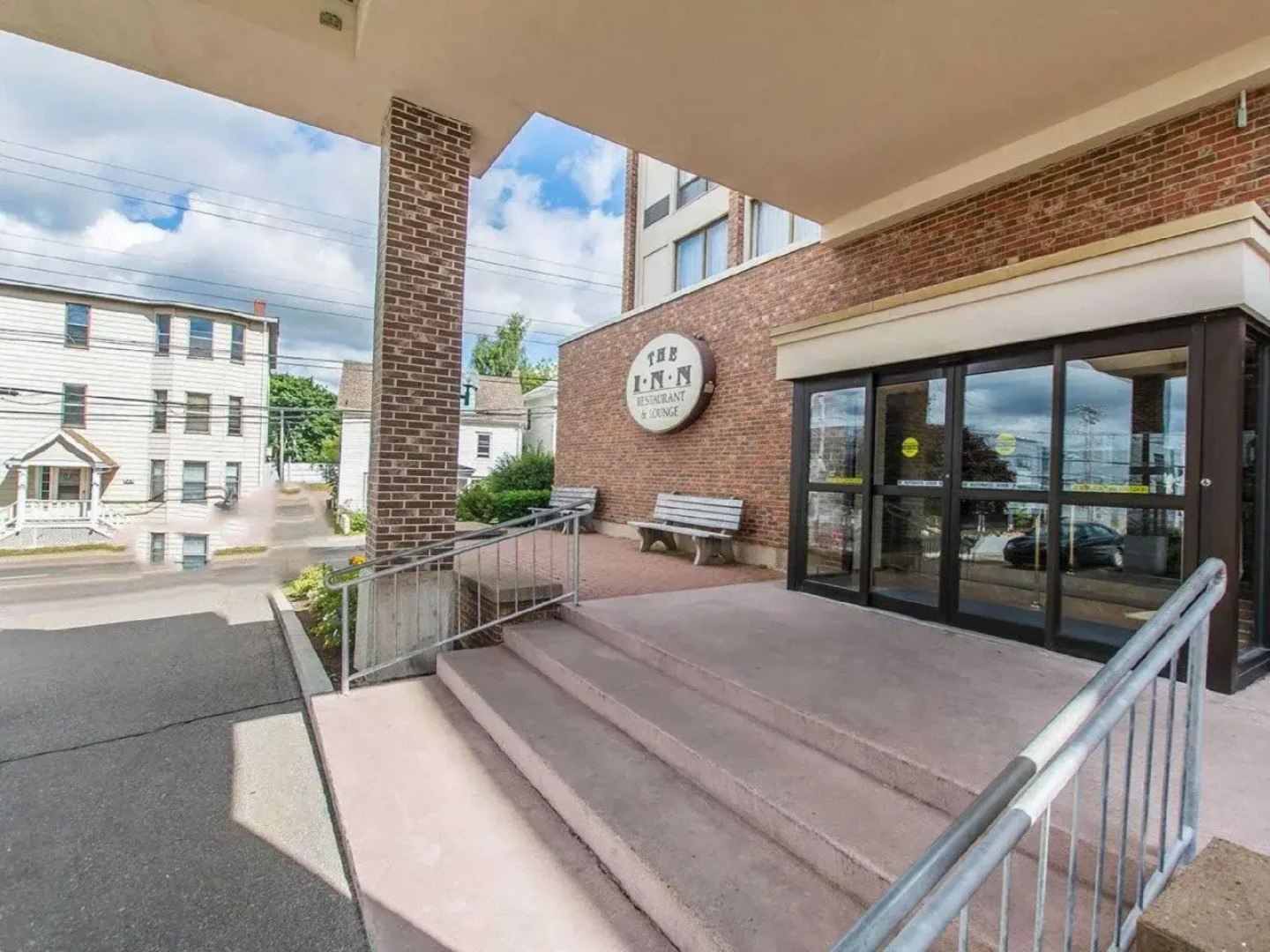 Quality Inn & Suites Downtown