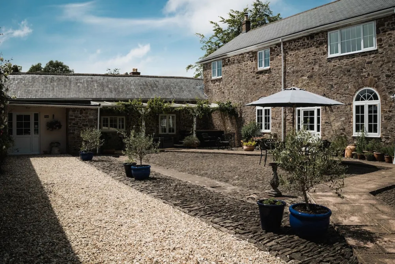 Stoodleigh Court Coach House B & B