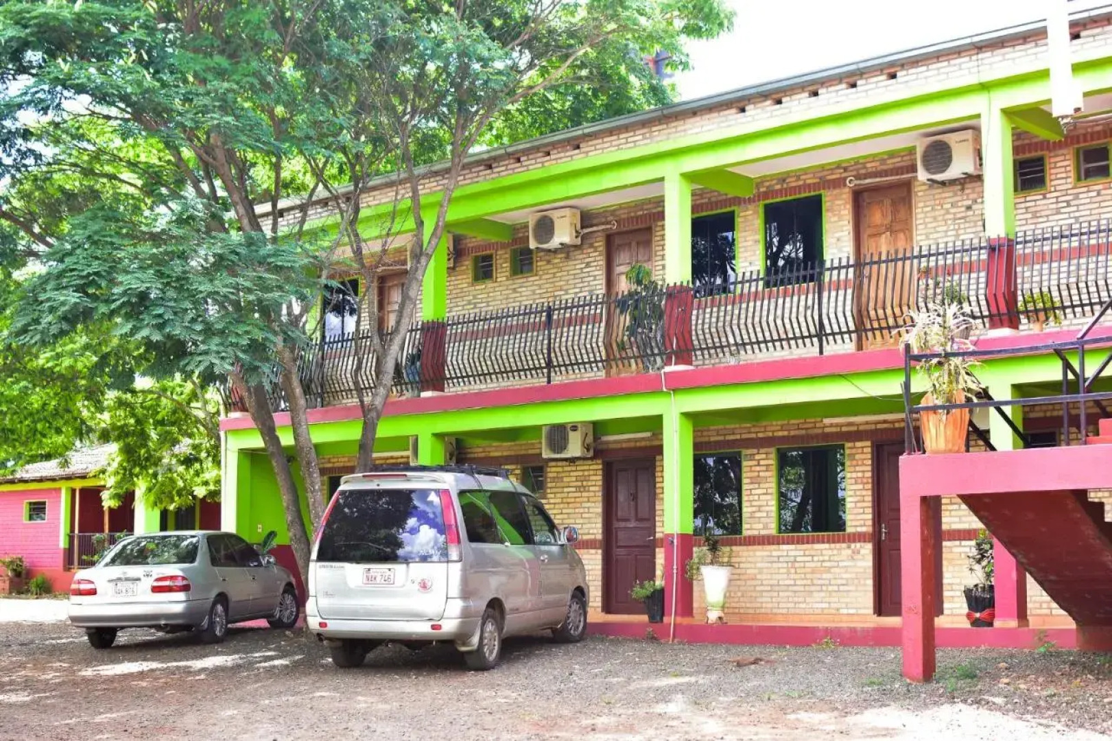 Palmas Park Hotel Y Restaurant