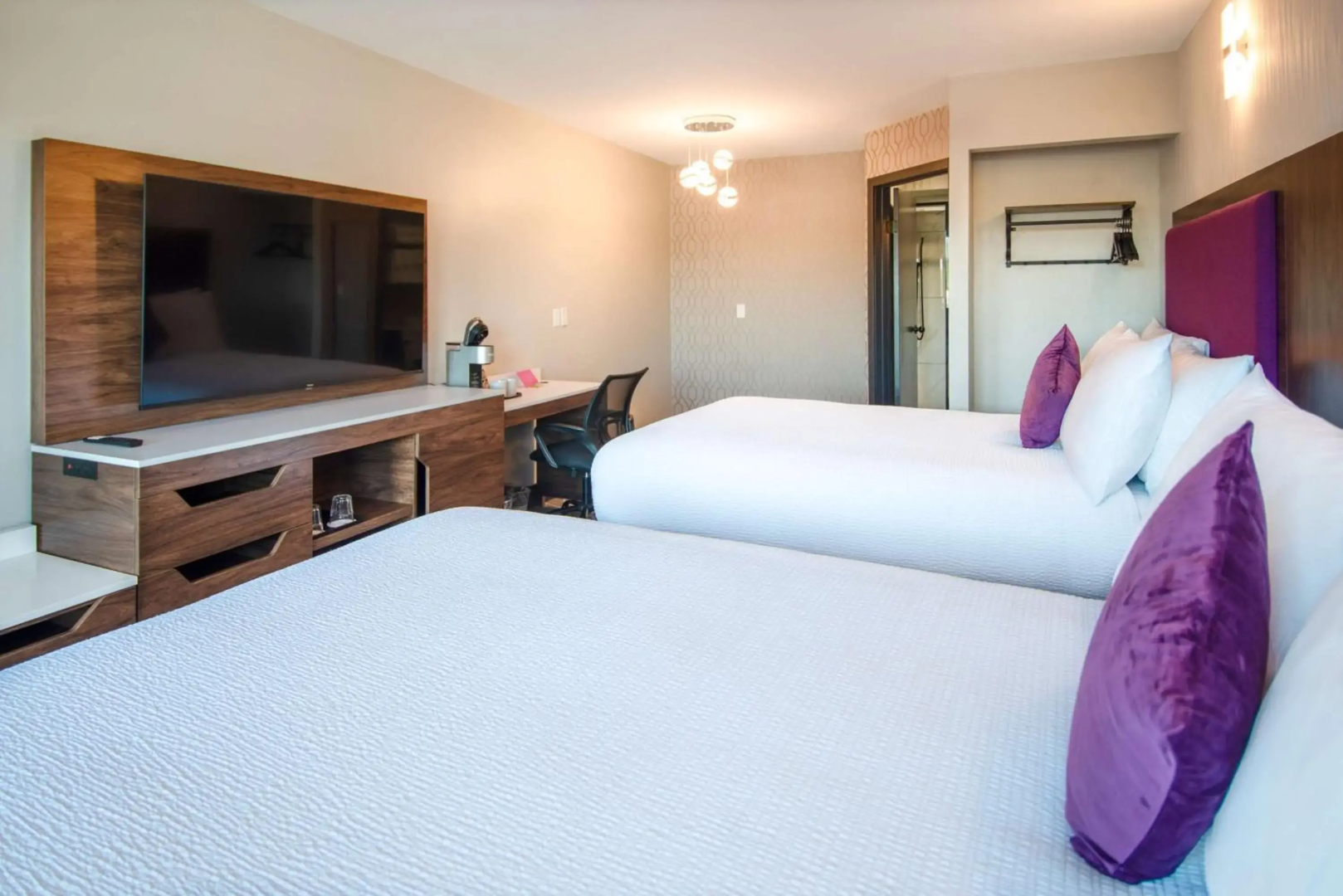 Coast Courtenay Hotel