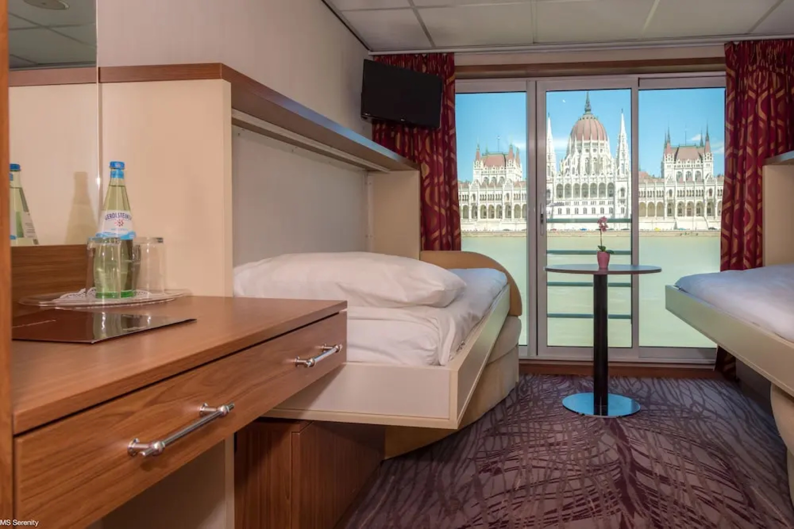 Select MS Serenity - Neuss